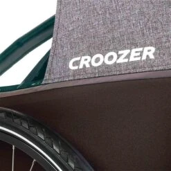 Croozer Kid Vaaya 2 Blossom Red 2in1 Fahrradanhänger & Buggy-Set 18 Croozer Kid Vaaya 2 Blossom Red 2in1 Fahrradanhänger & Buggy-Set -Geschäft Für Babyartikel 121001122 croozer kid vayaa 1 blossom red logo detail 1