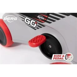 Berg Go2 SparX Red Gokart & Rutschroller -Geschäft Für Babyartikel berg go2 sparx red right pedal out detail 1 1