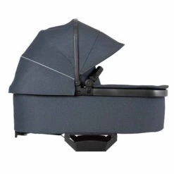 Hartan Rock It GTR Kinderwagen Bluestone (908) Mit Handbremse -Geschäft Für Babyartikel rock it 1200 178 908 falttasche premium ansicht seite ausgeklappte blende